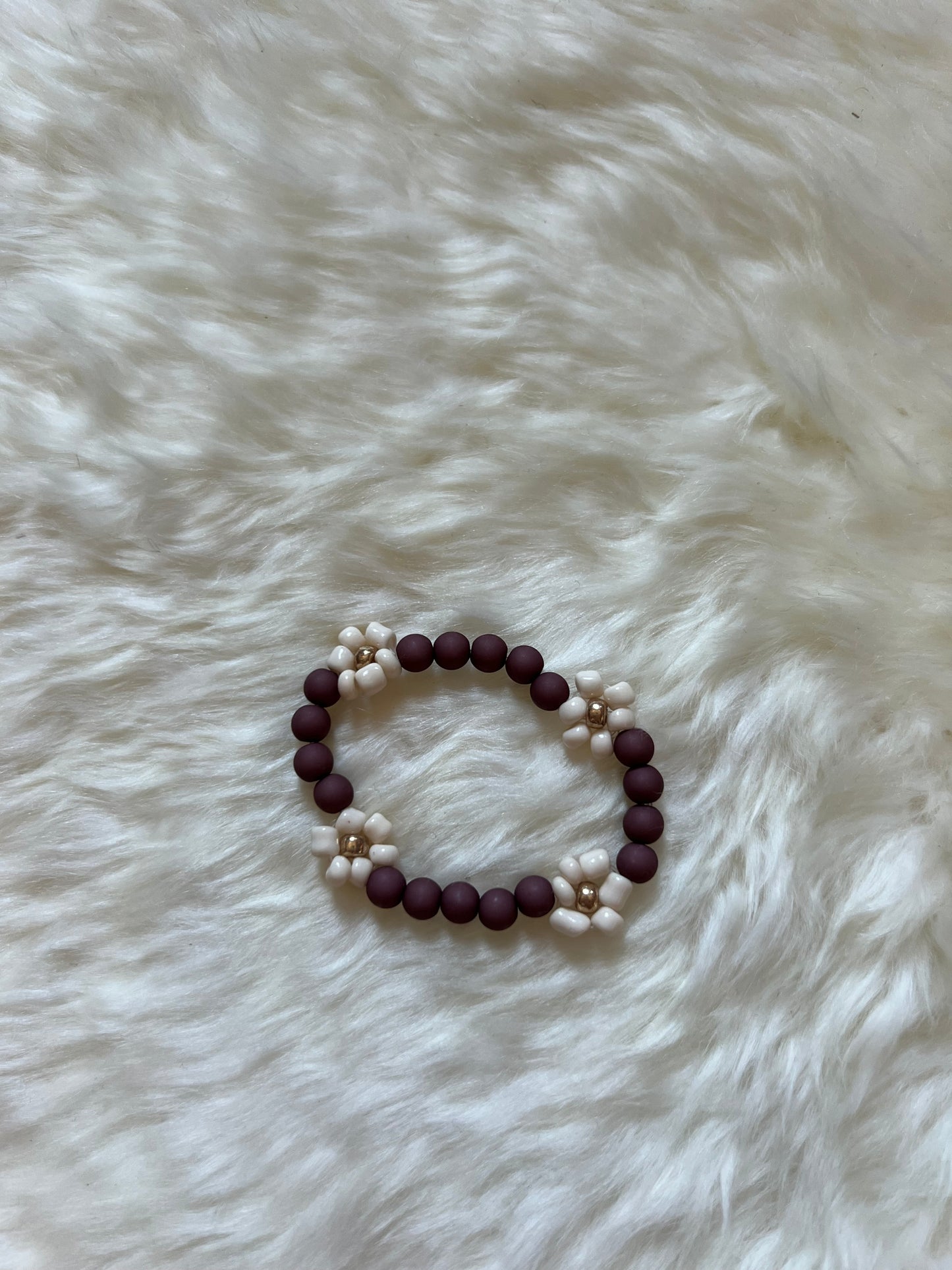 Armbandje Madelief Taupe