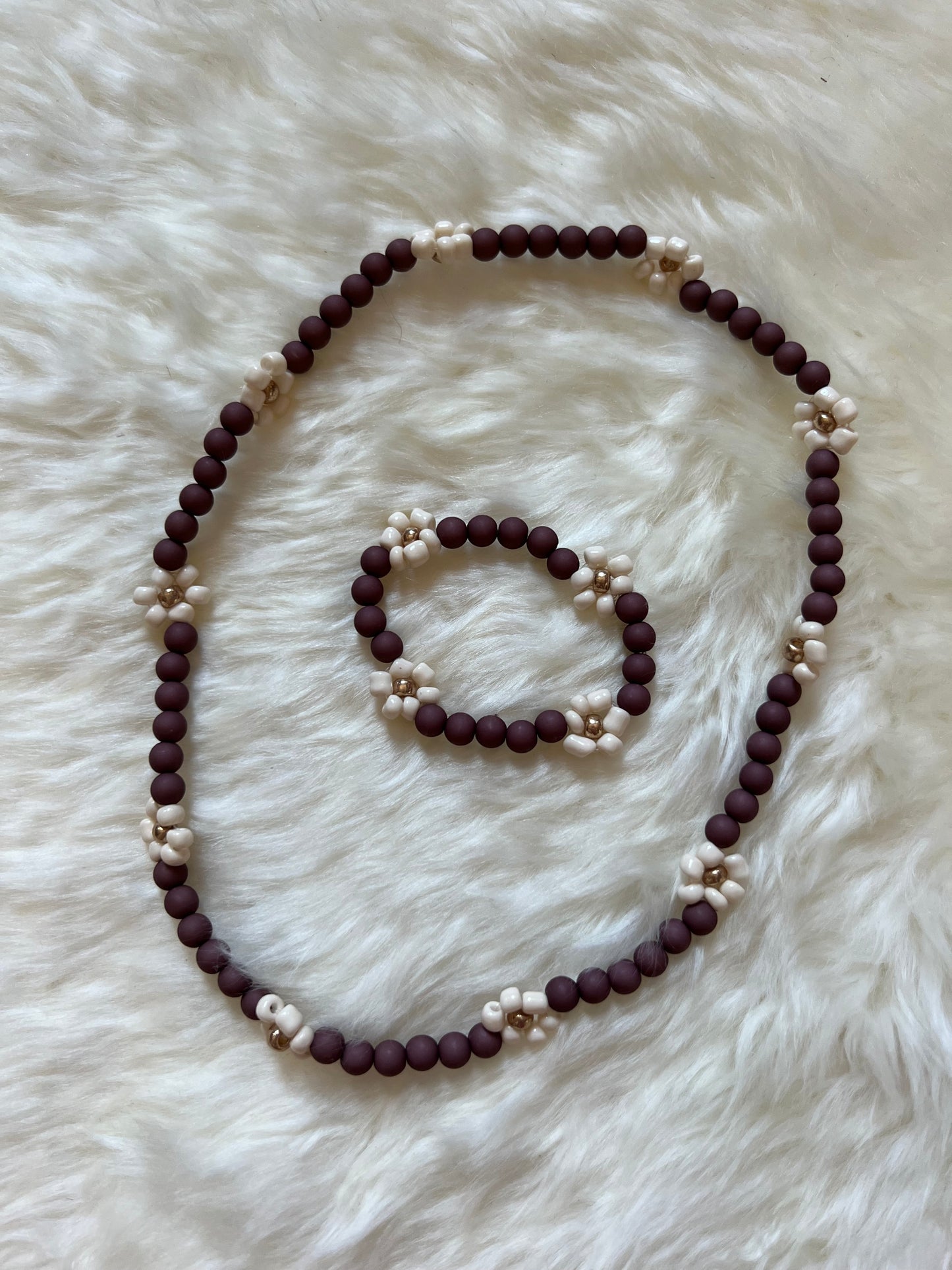 Ketting Madelief Taupe