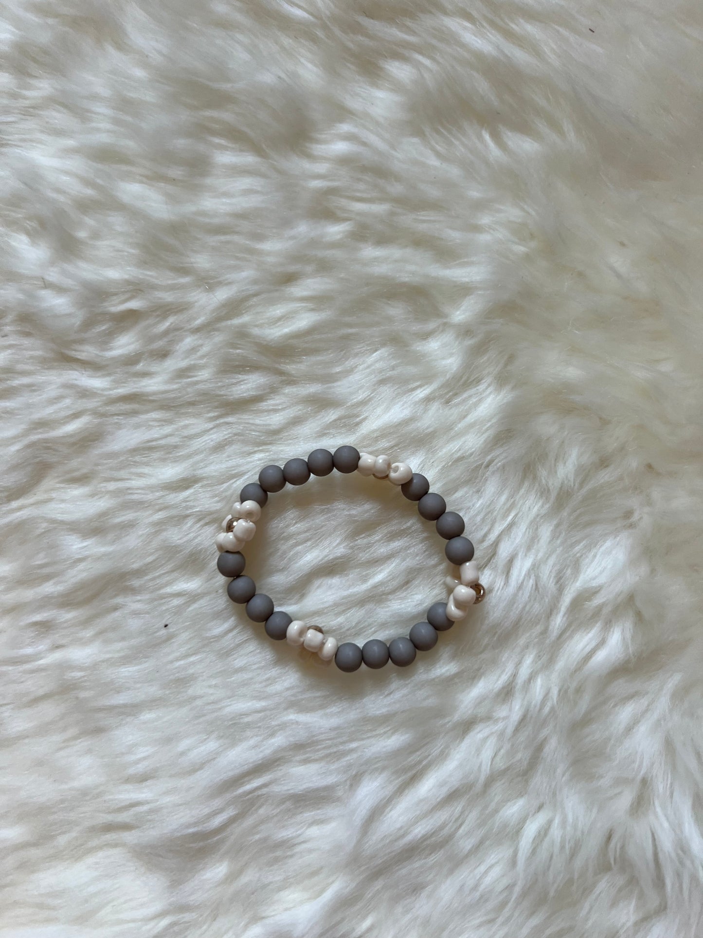 Armbandje Madelief Salie
