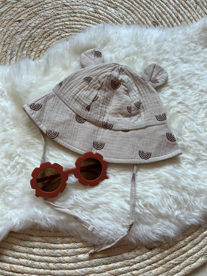 Baby Zonnehoedje Beige met Regenboogjes